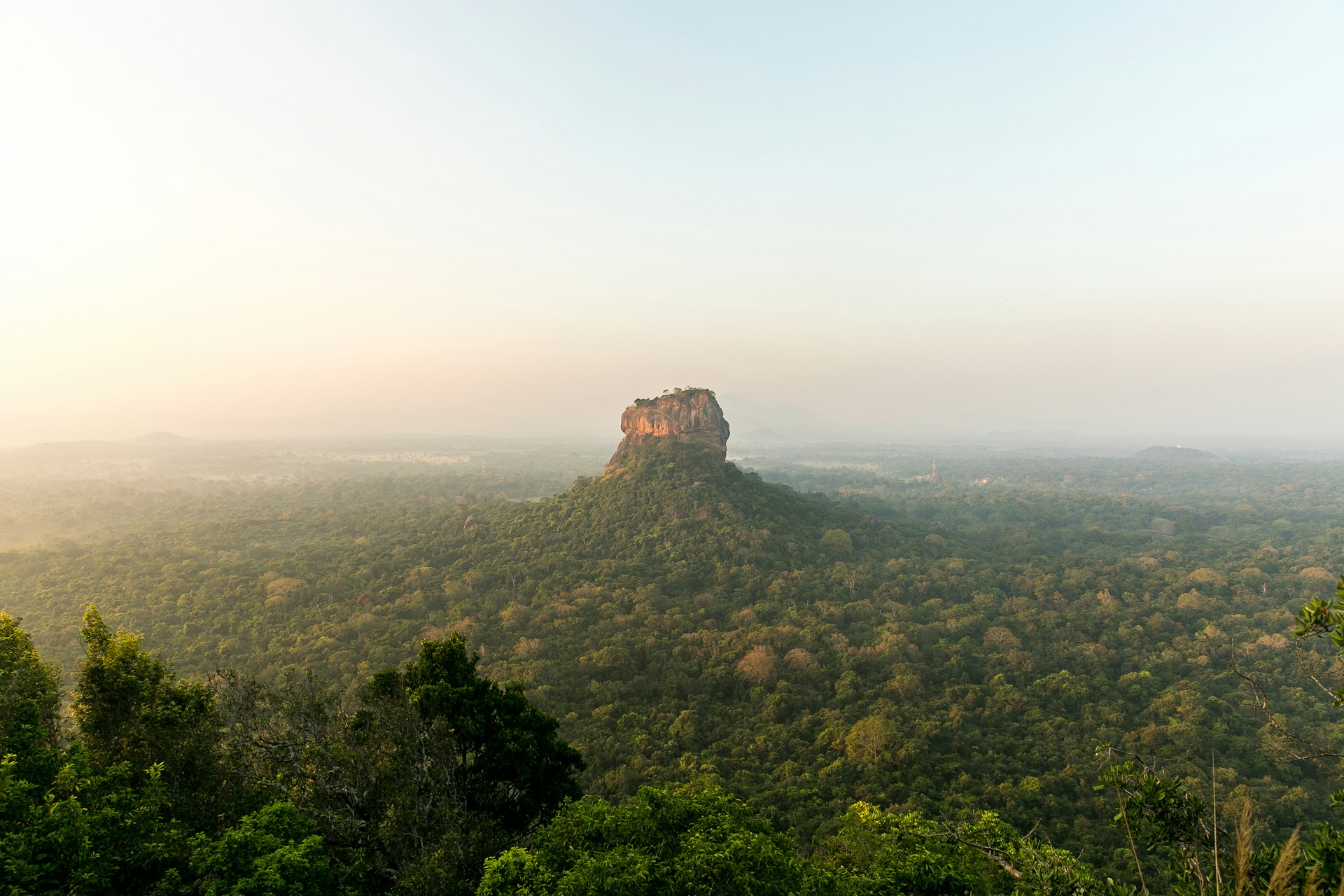 Olalalanka voyage sri lanka rocher du lion